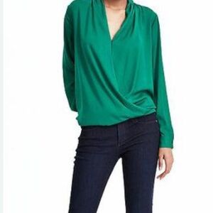 Banana Republic NWT Emerald Green Blouse satin effect